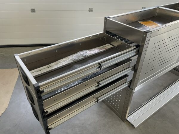 Nieuwe ALUCA module met zijlade en assortiment koffers - Afbeelding 20